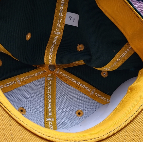 REEBOK Seattle Supersonics hardwood classic  NBA  hat - Picture 2 of 7